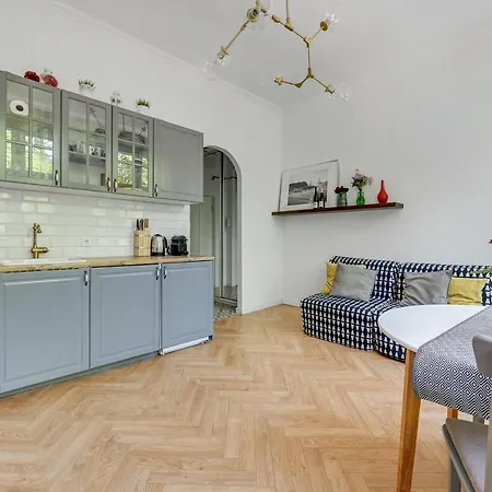 Downtown Old Town Sw. Ducha Apartment *